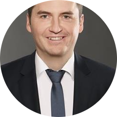 Axians-IAS_Website_Referenz-SKBB_Geschäftsführer-Rene-Below_round